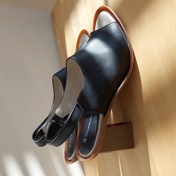 EL Naturalista black leather shoes - Picture 4 of 15